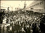 Folla in fiera Padova 1933. (Daniene Zorzi)